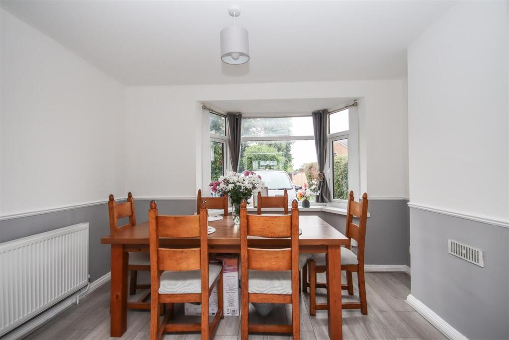 House in Rushden, North Northamptonshire - View 4