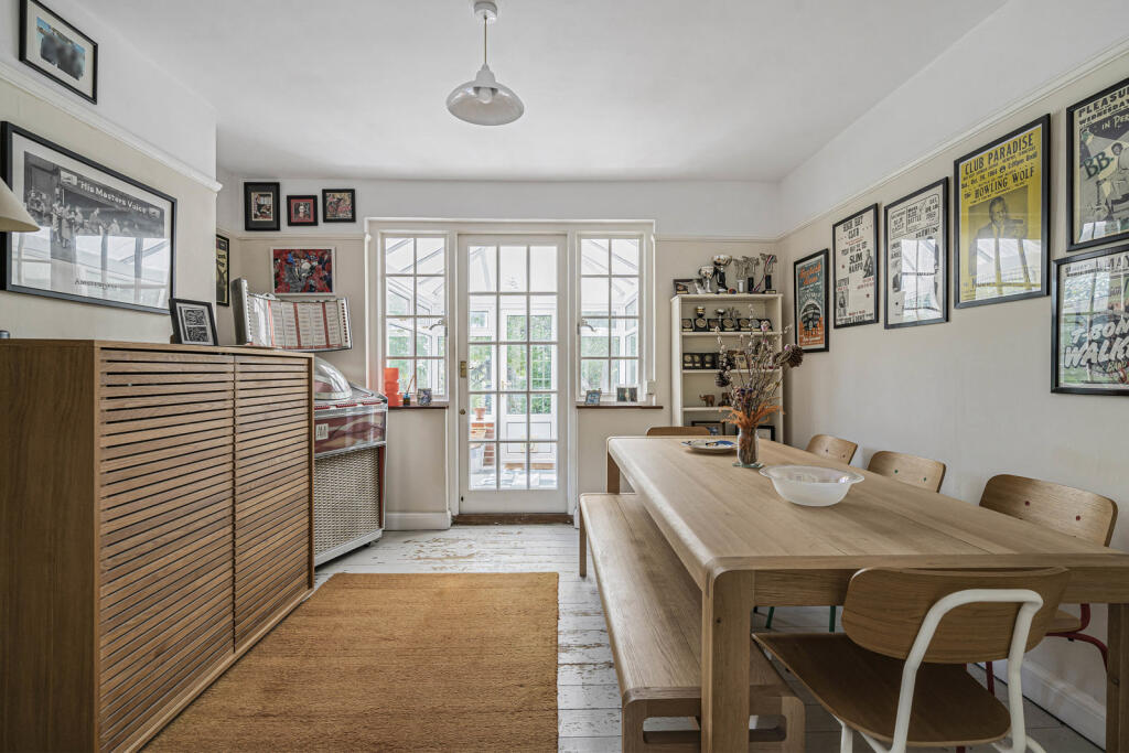 House in Waverley, Mount Pleasant, Farnham - More