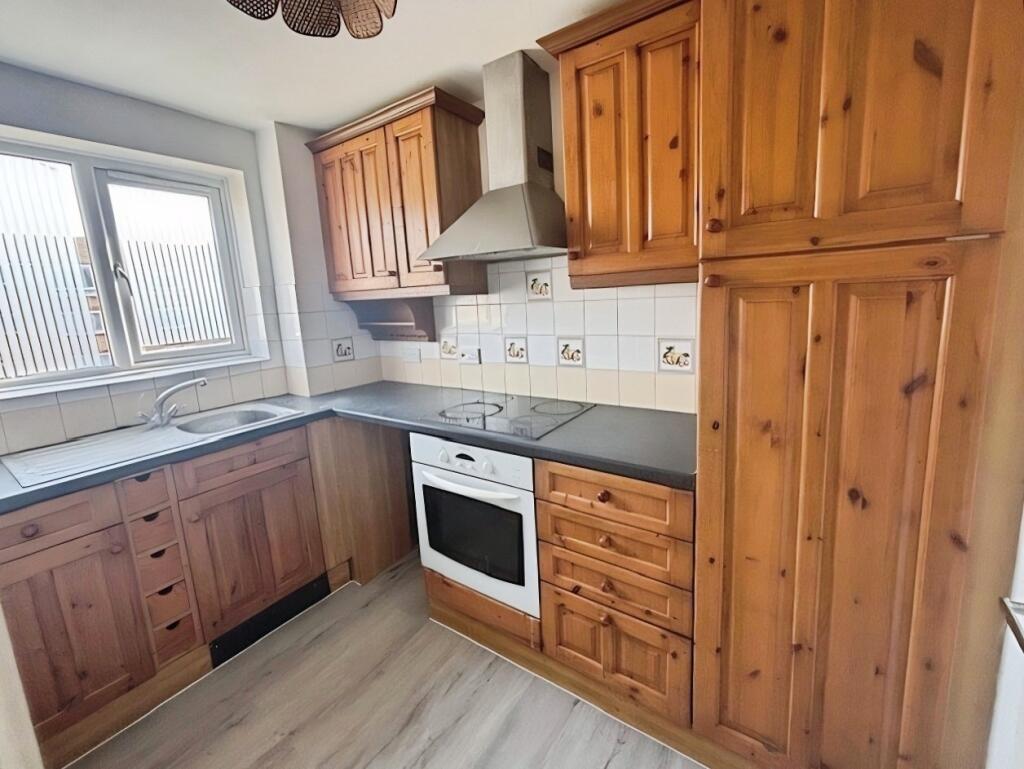 Apartment in Harlow, Essex - View 3