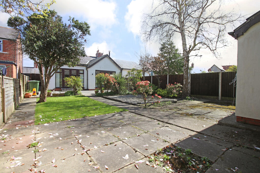 Dronsfield Road, Fleetwood, FY7 - View 2