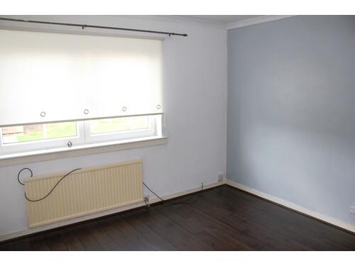 Apartment in Motherwell, North Lanarkshire - View 5