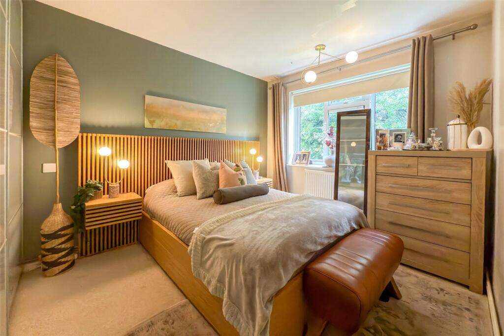 Additional image 5 of Reynolds Crescent, Sandridge, St. Albans, Hertfordshire, AL4