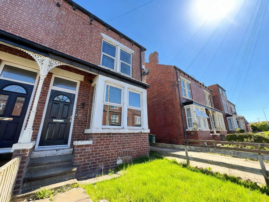 Main image of property: Cross Flatts Groves, Beeston