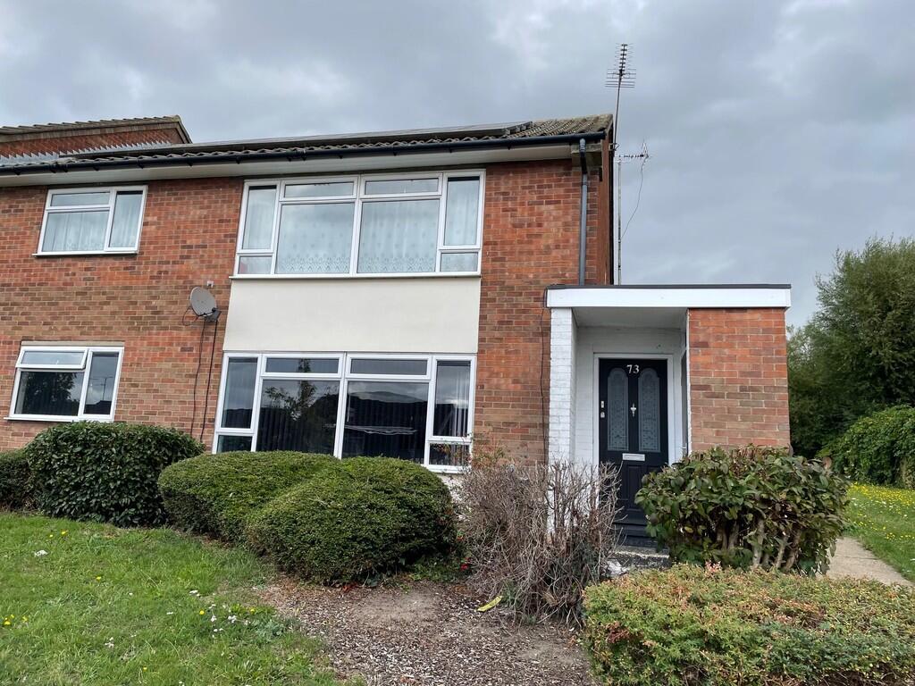 2-bed flat on Forest Road, Colchester, £180,000