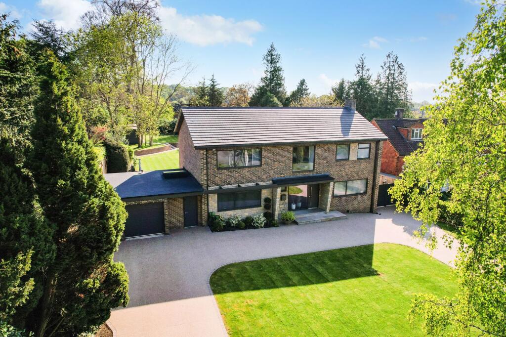 Main image of property: Oaken Coppice, Ashtead, KT21