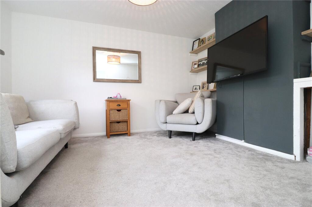 Trelawney Close, Torpoint, Cornwall, PL11 photo 2