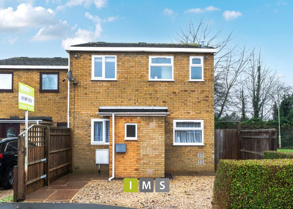 Main image of property: Lincoln Close, Bicester, OX26