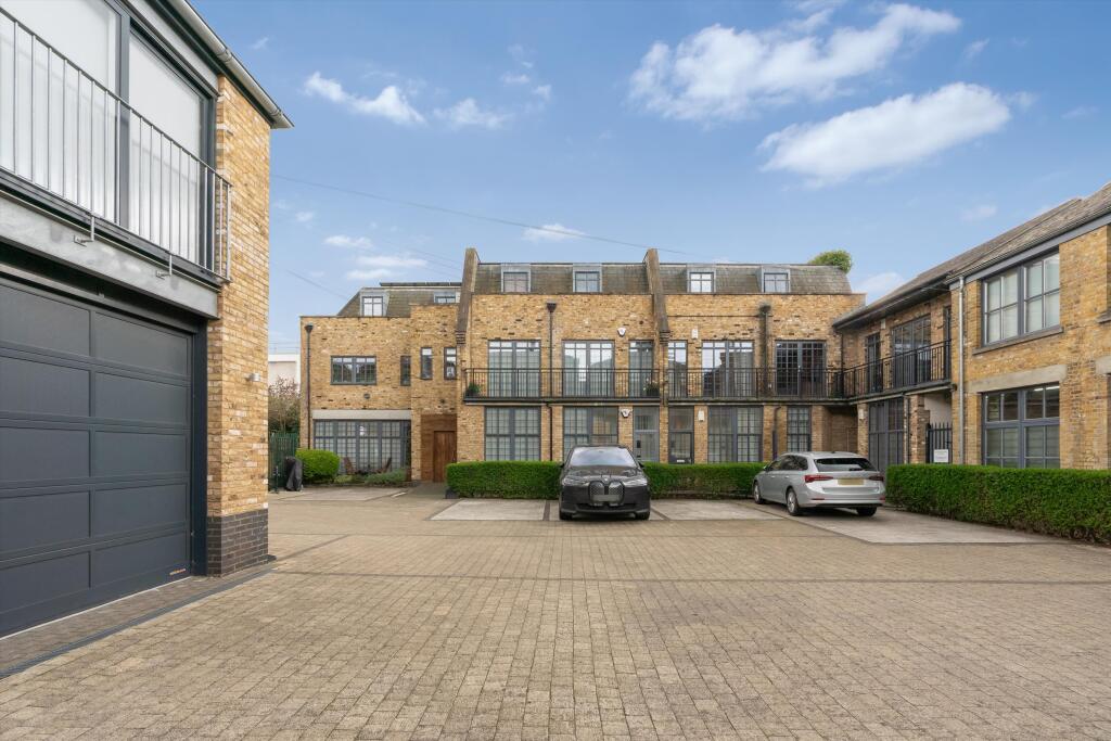 Main image of property: St. Pauls Crescent, London NW1