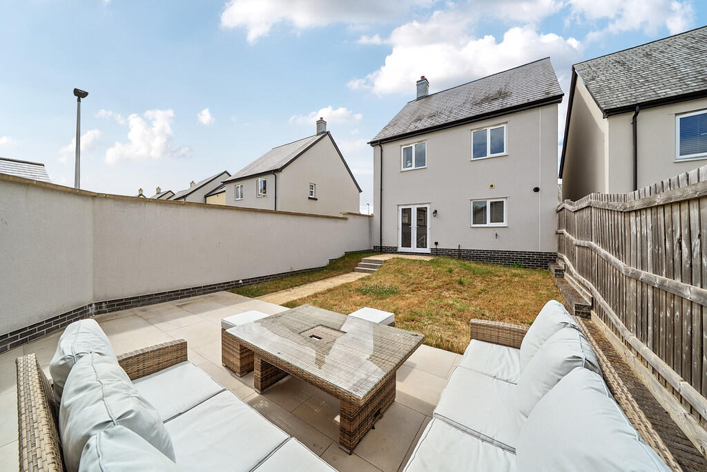 Weavers Road, Chudleigh photo 4