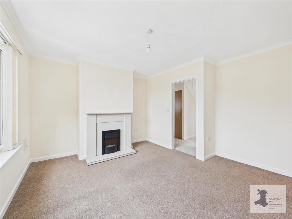 House in Llechryd, Noyadd Wilym, Llangoedmor - More