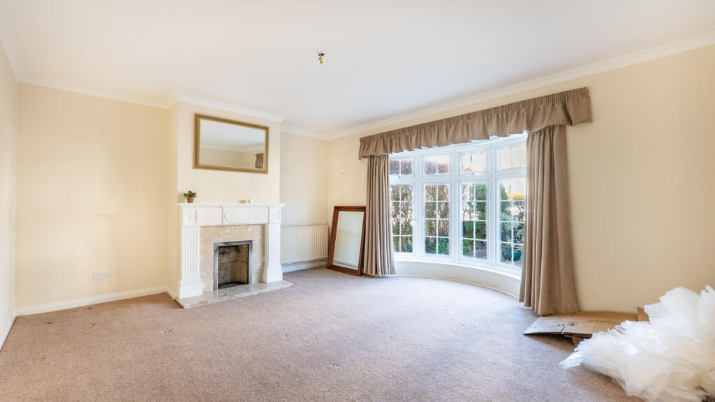 4 Cronkbourne Avenue, Douglas, IM2 3LA photo 2