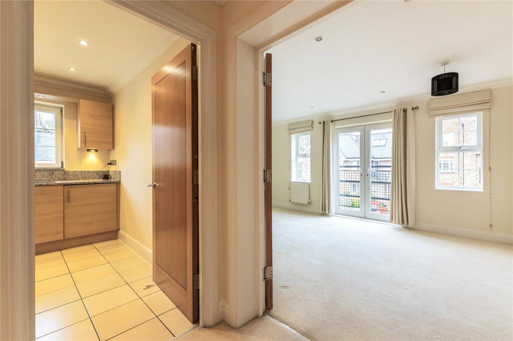 Dowgate House, Whittets Ait, Jessamy Road, Weybidge, KT13 photo 3