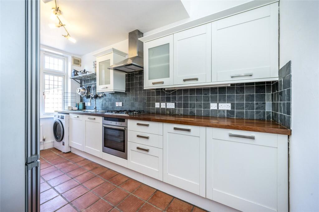 Additional image 3 of Wickwood Court, Sandpit Lane, St. Albans, AL1