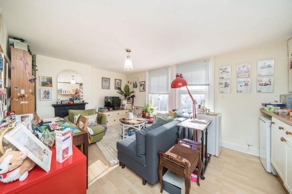 Main image of property: High Street Colliers Wood, Tooting