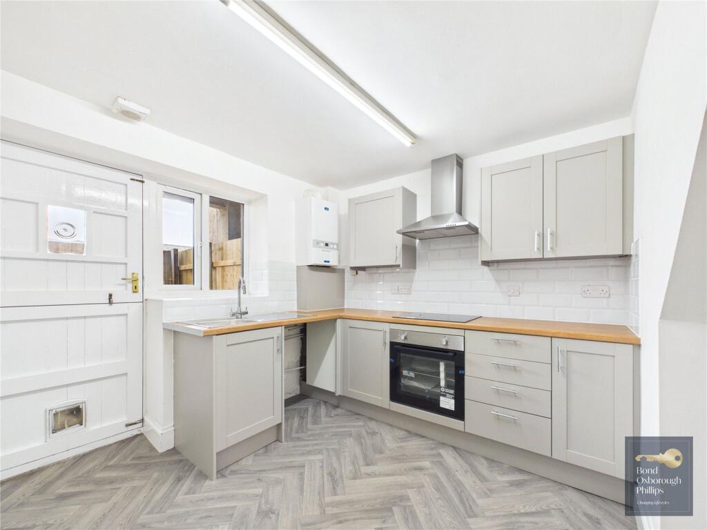 Apartment in Exeter - View 2