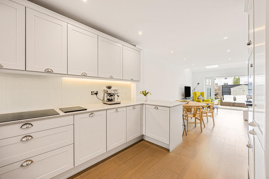 House in Reading, Green Park Village, Southcote - More
