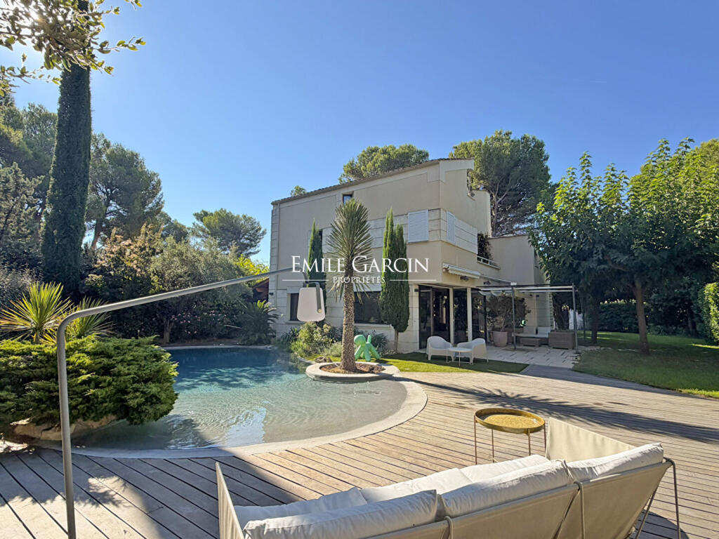 Main image of property: Provence-Alps-Cote d`Azur, Bouches-du-Rhône, Aix-en-Provence