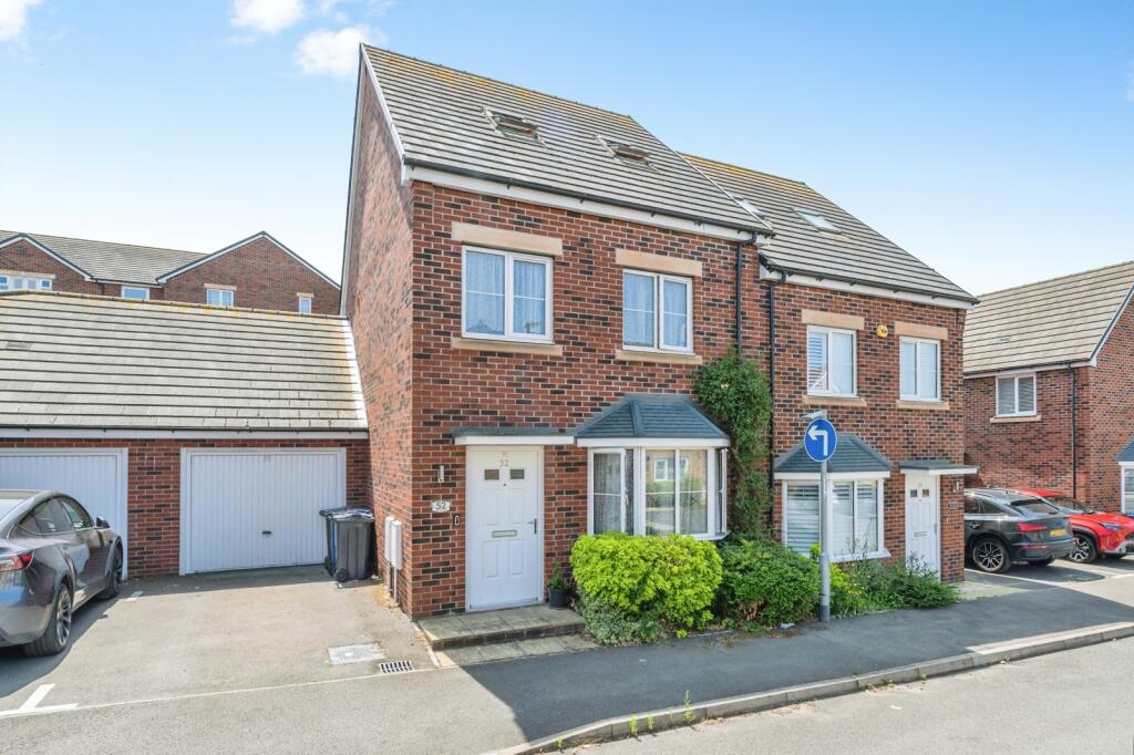 Main image of property: Treetops Close, Grays, Essex, RM17