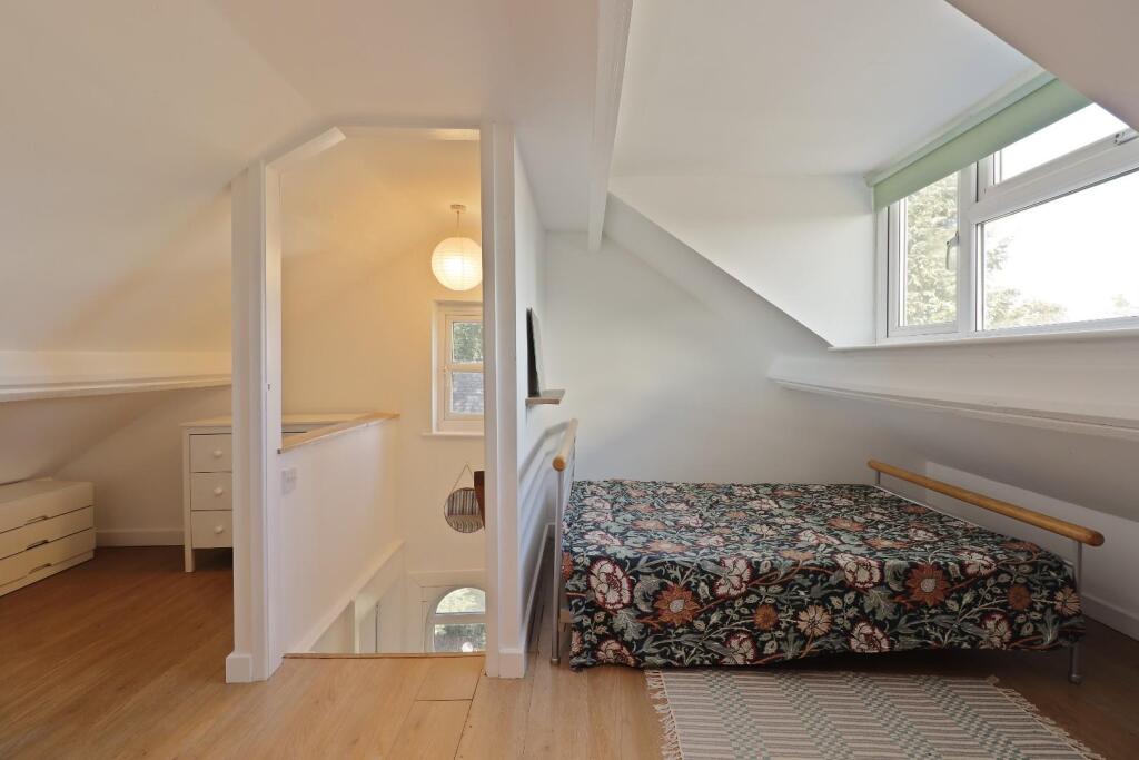 House in Sheffield - View 4