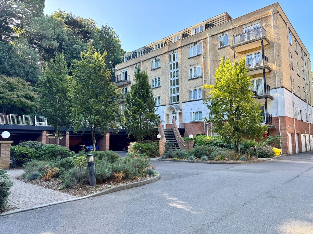 Main image of property: Melford Court, Bournemouth BH1