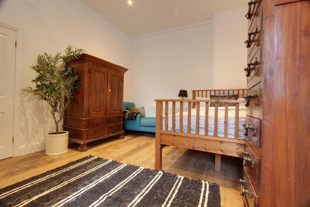 4 bedroom house for rent