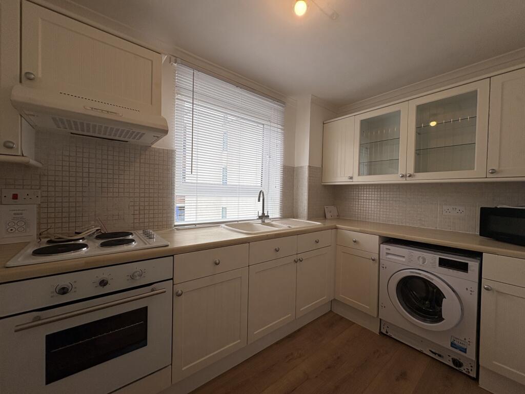 Recently Refurbished, New Orchard, Poole - View 3