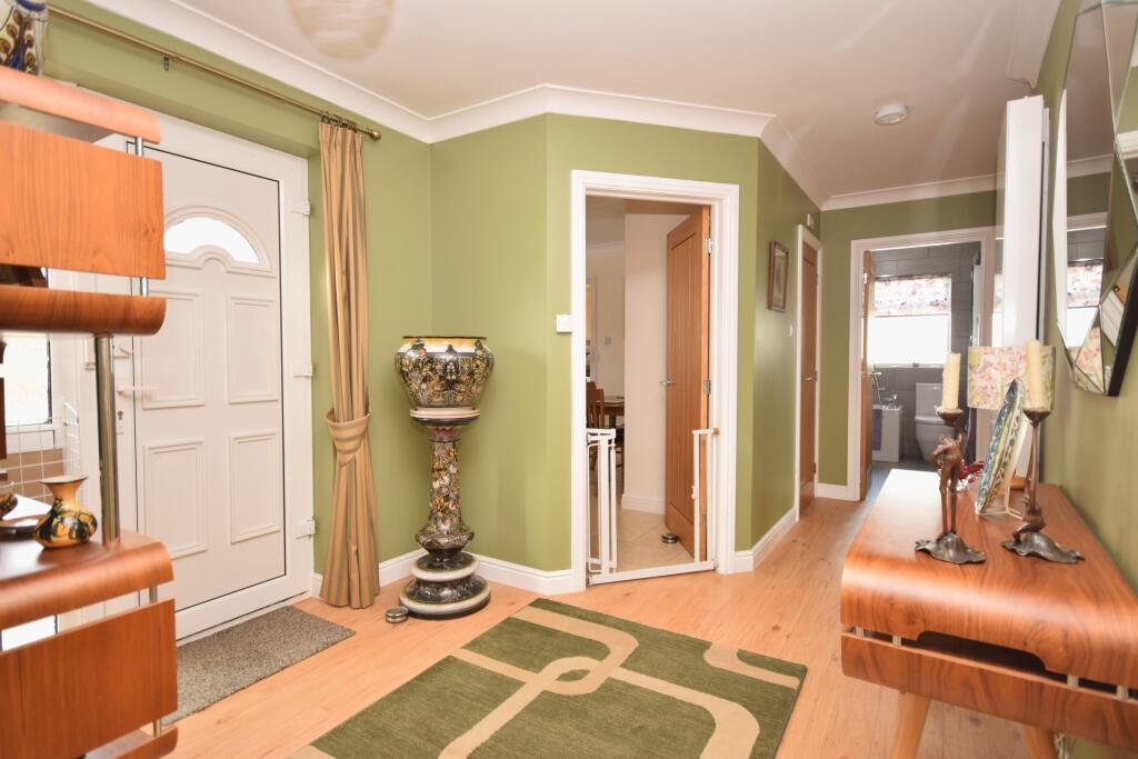 Manor Park, Legbourne, LN11 photo 3