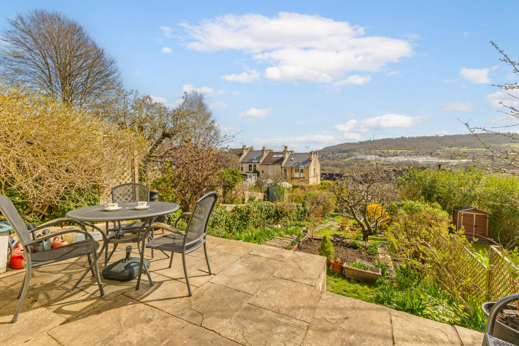 House in Bath - View 5