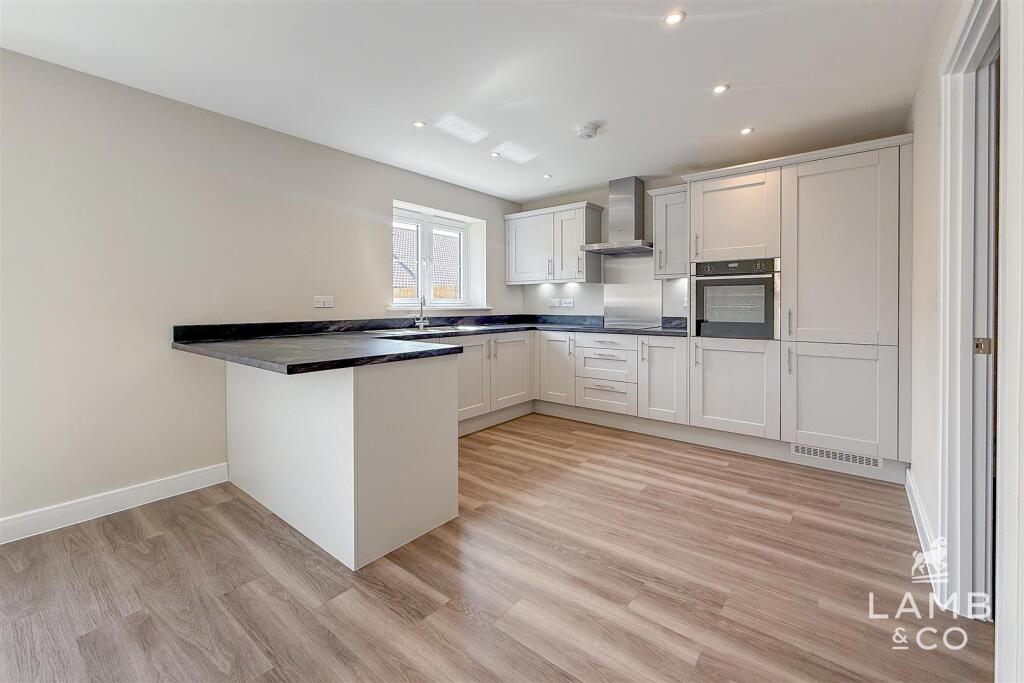 Plot 5, Park Gate Corner, Little Clacton - View 4