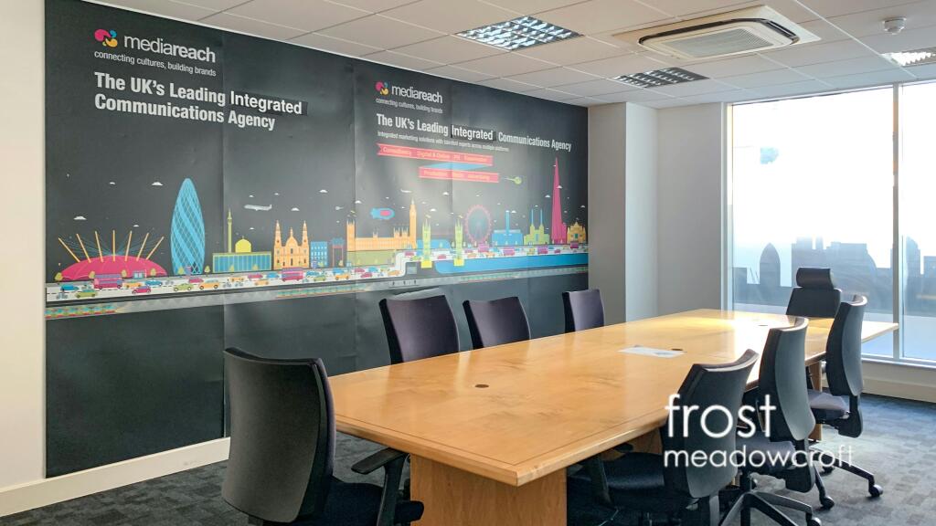 Suite 11 StationCourt Fulham Office 6.jpg