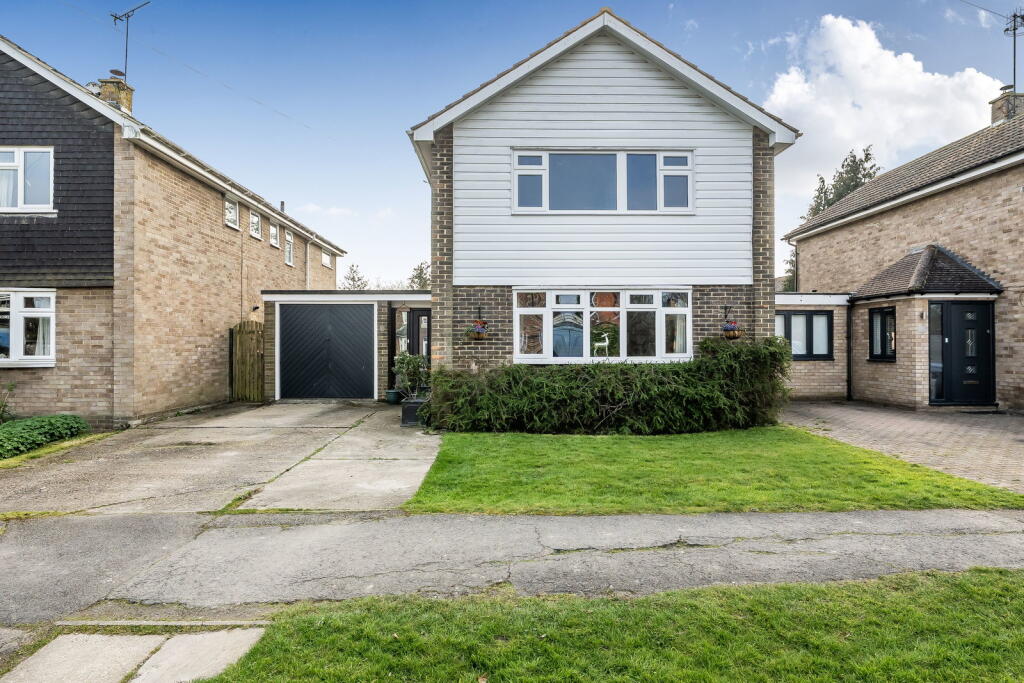 Main image of property: Station Road, Lingfield, RH7 6DX