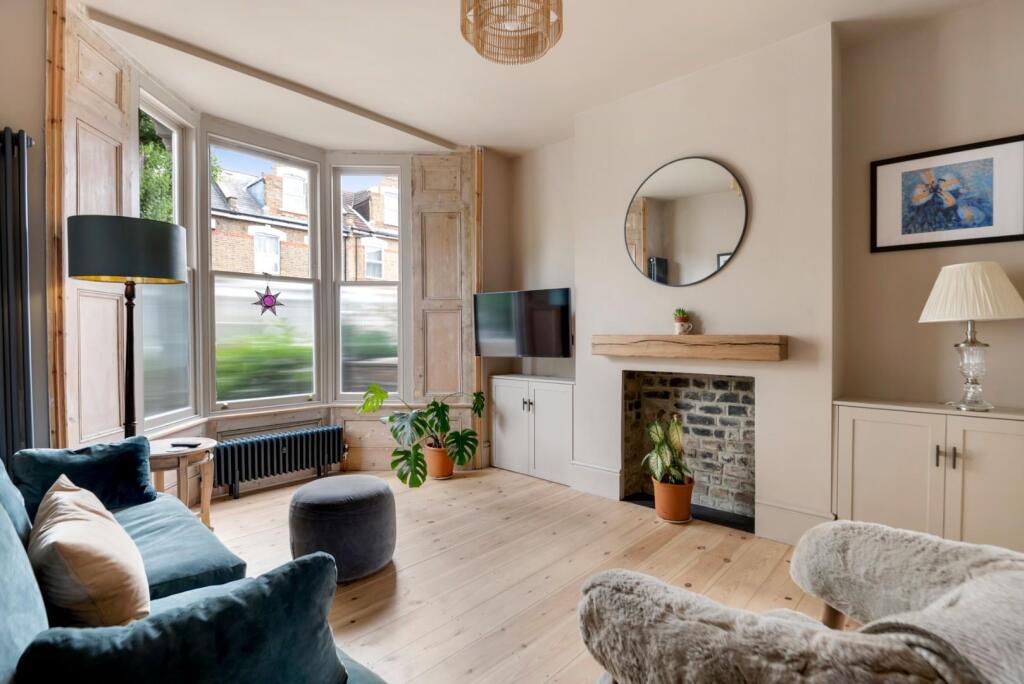 House in London - View 5