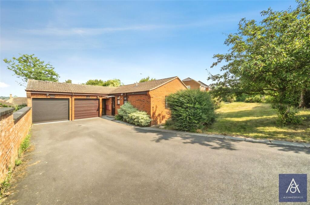 Main image of property: Steane View, Brackley, Northamptonshire