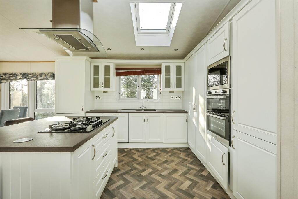 Manor House, Church Laneham, Retford photo 4