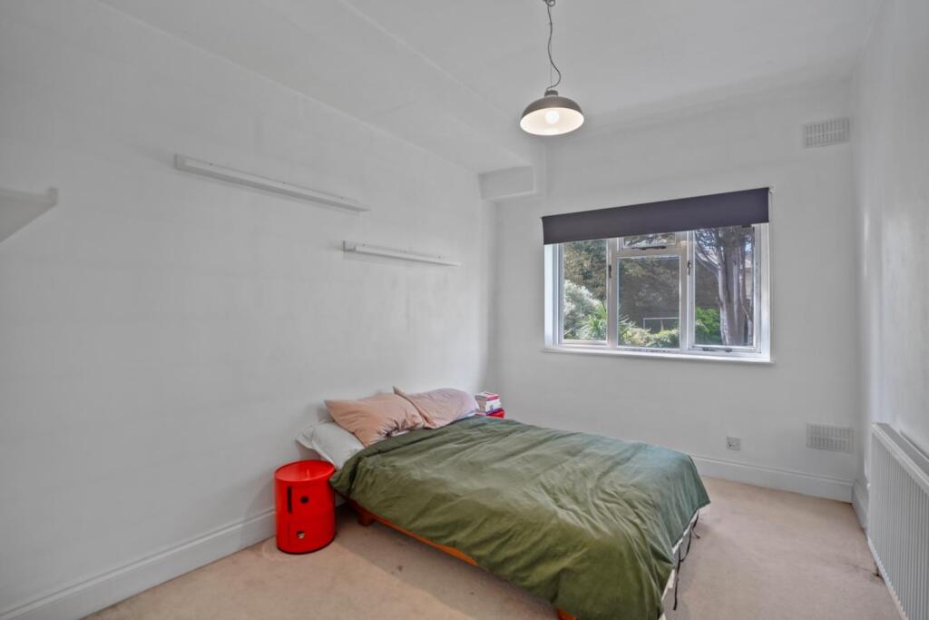 Apartment in London, East Dulwich - More