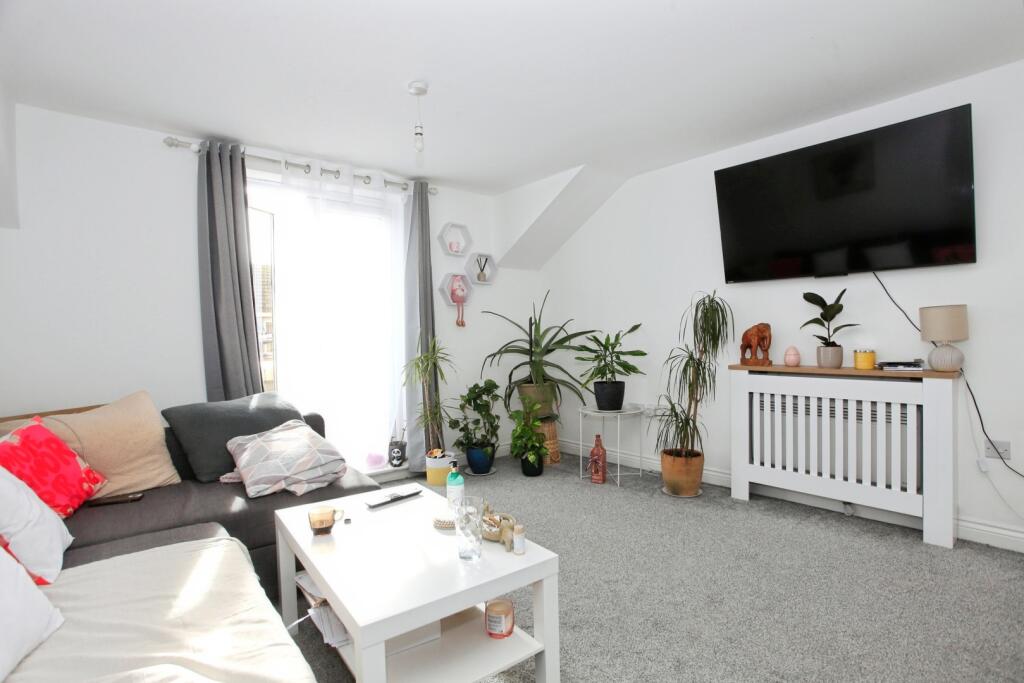 Apartment in Peterborough, Hampton Vale, Hampton Hargate - View 3