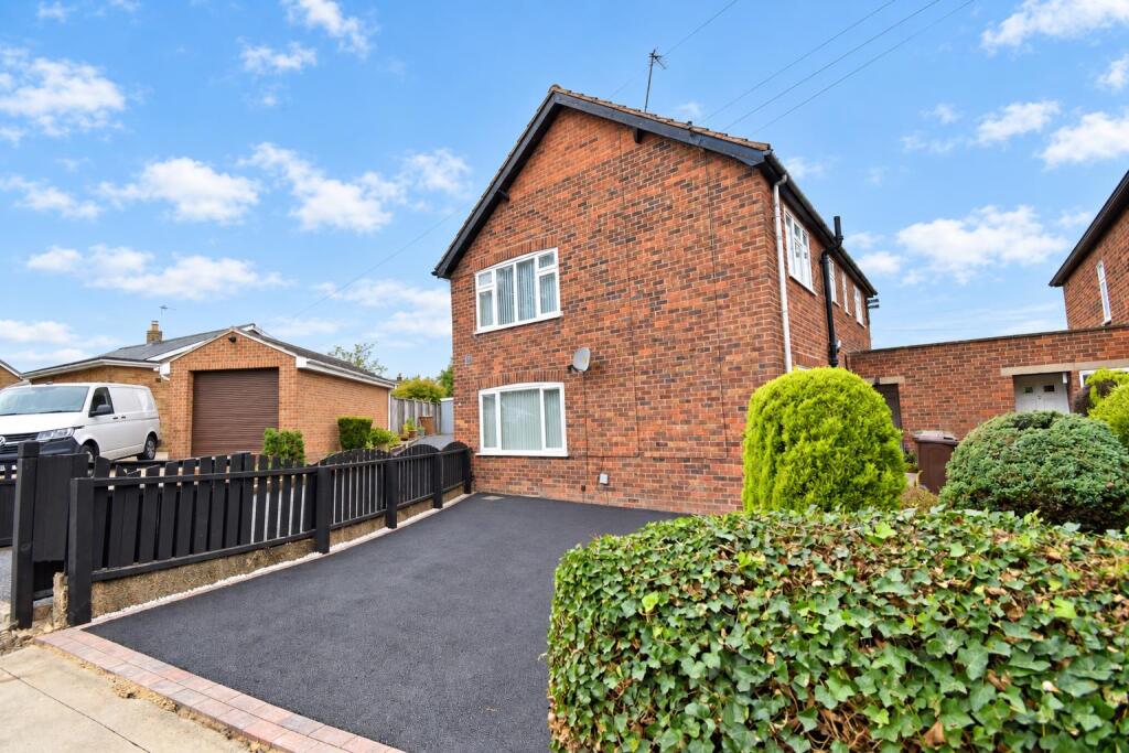 Apartment in Wakefield - More
