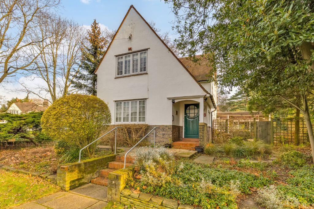 Main image of property: Temple Fortune Lane, Hampstead Garden Suburb, NW11