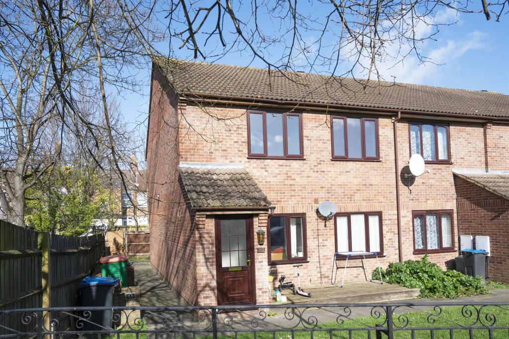 Main image of property: Singleton Close, Colliers Wood