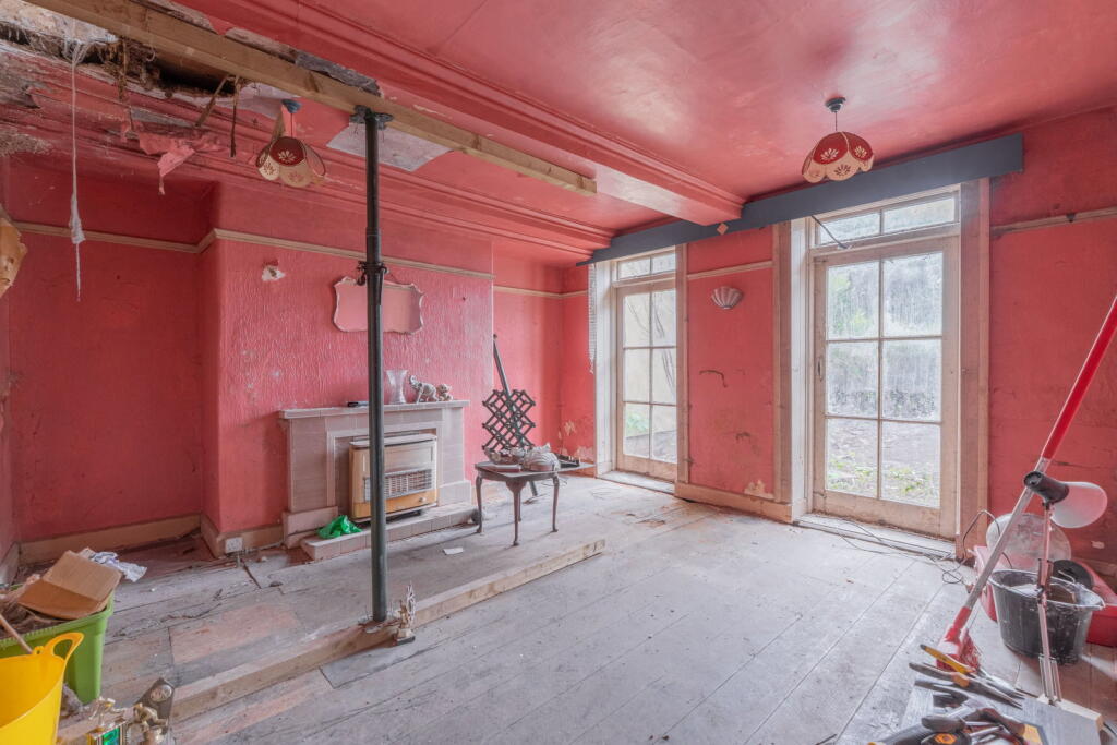 House in Dudley - View 5