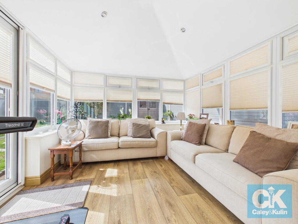 House in Wolverhampton, Sedgemoor Park, Woodcross - View 5