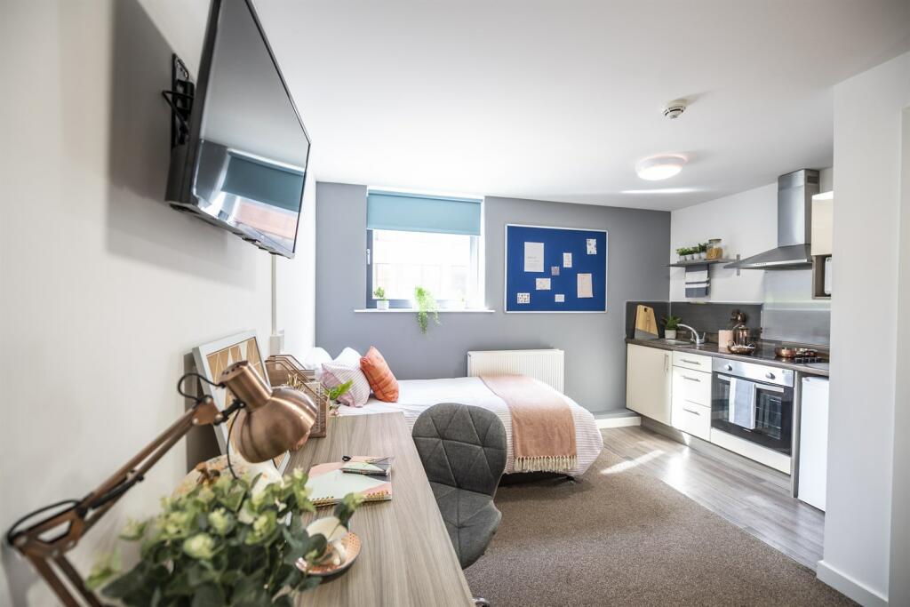 Main image of property: Corporation Road, Middlesbrough, TS1 1LY