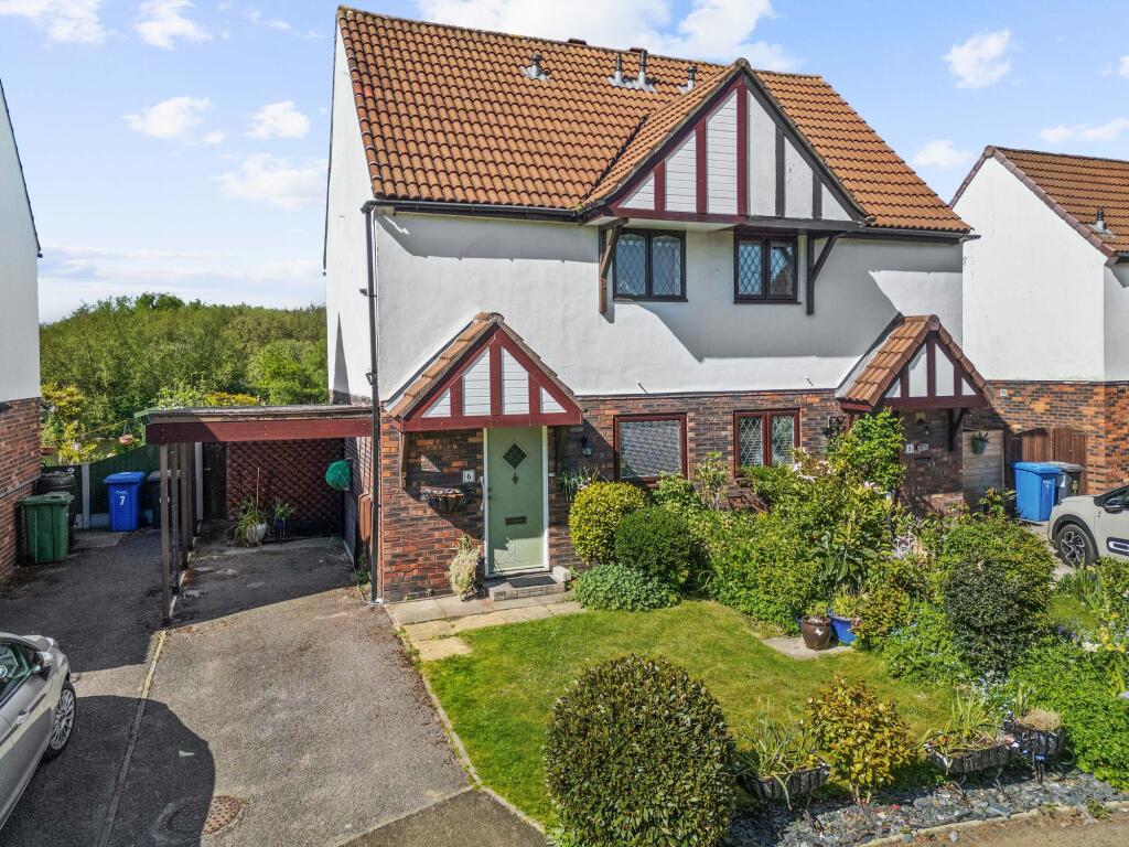 Main image of property: Woodford Close, Thelwall, WA4