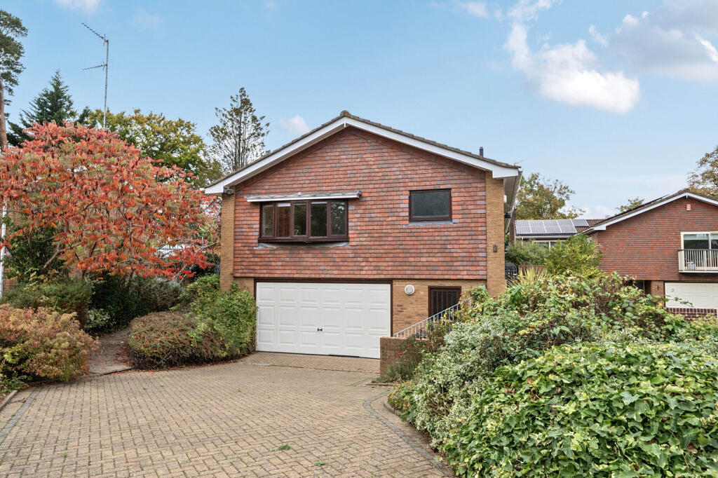 Main image of property: Maryrose Way, Oakleigh Park, N20