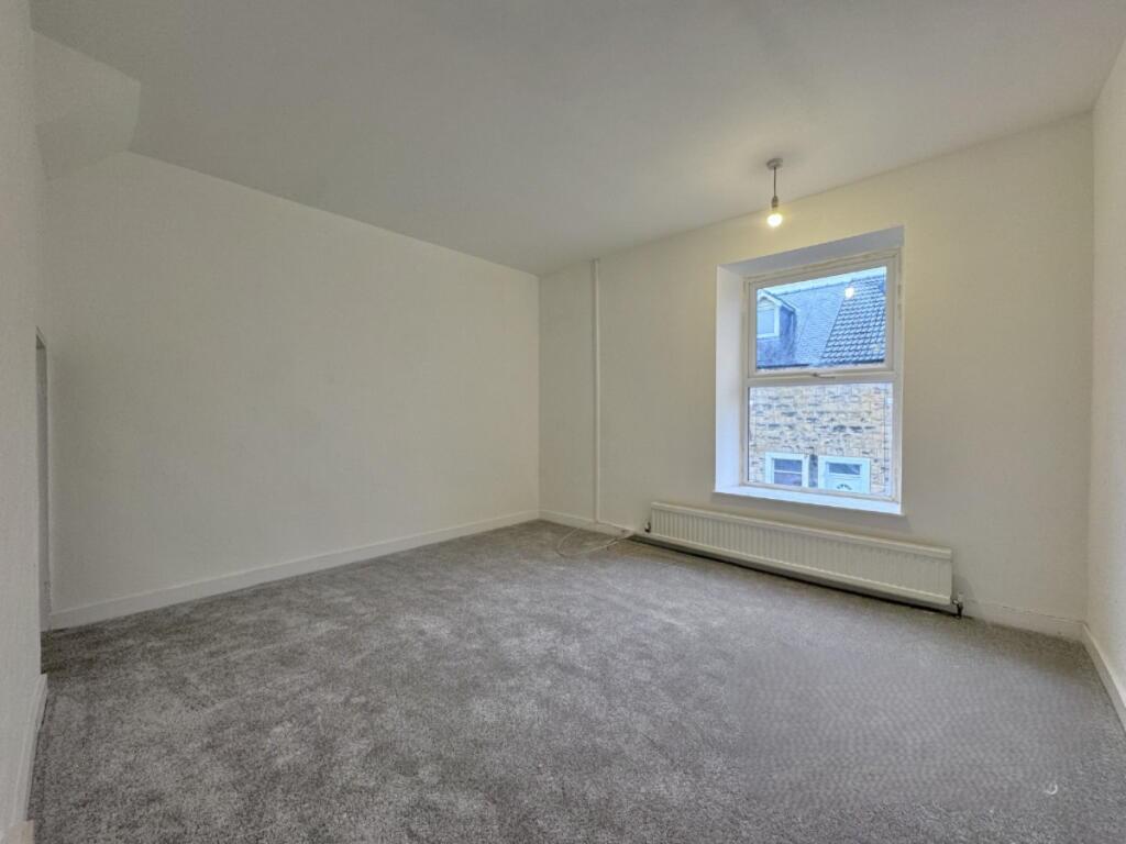 House in Nottingham - View 5