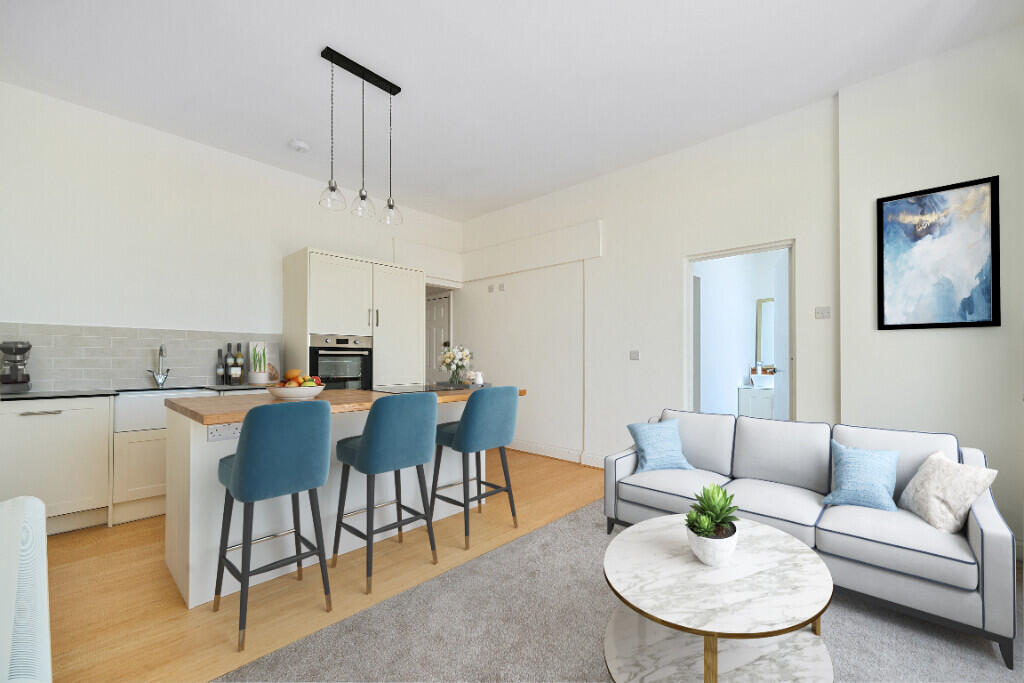 Apartment in Torquay - View 2