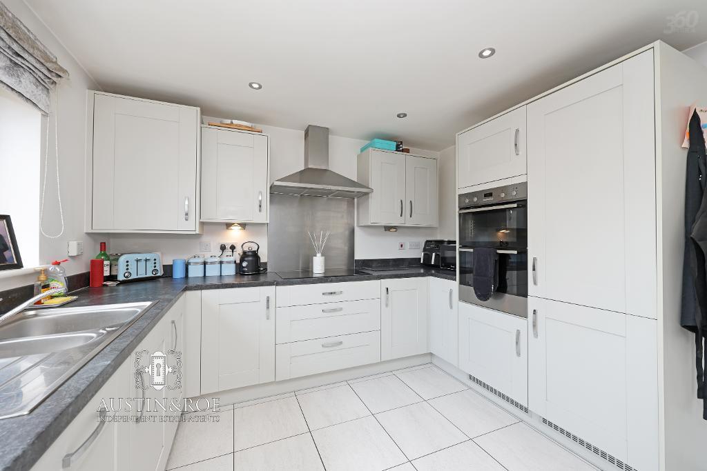 House in Stoke-on-Trent - View 5