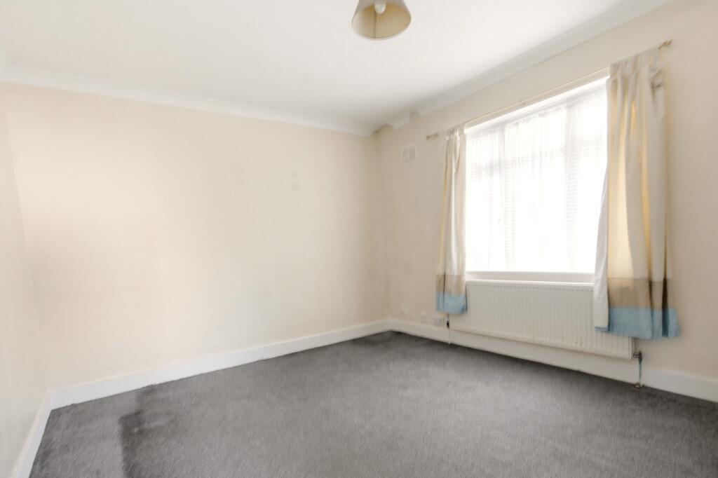 House in St Albans - View 5