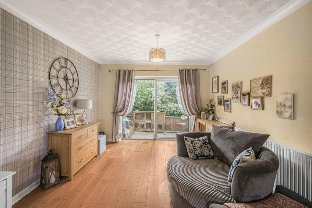 House in Cardiff, Llanharan - View 5