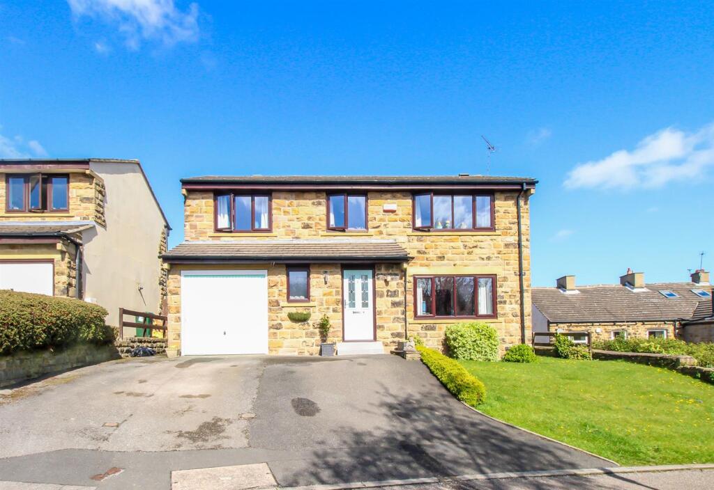 2, Bullfields Close, Thornhill, Dewsbury, Kirklees, Kirklees
